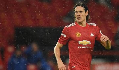 Cavani uyum sağlamaya başladı ve 2 gol attı.