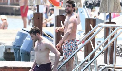 Ozan Dolunay ve Doğukan Güngör’ün tatil keyfi