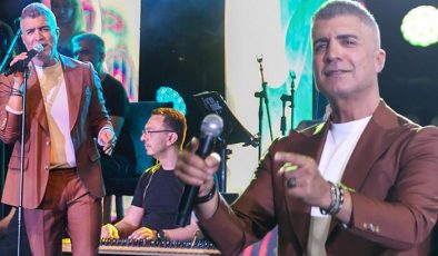 Özcan Deniz’den Bodrum’da müzik ziyafeti