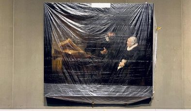 Rembrandt’ı naylonla korudular