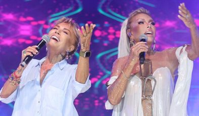 Ajda Pekkan ve kardeşi Semiramis Pekkan aynı sahnede!