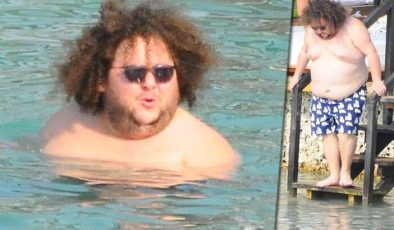 Oyuncu Hacı Ahmet Ak’ın Çeşme keyfi