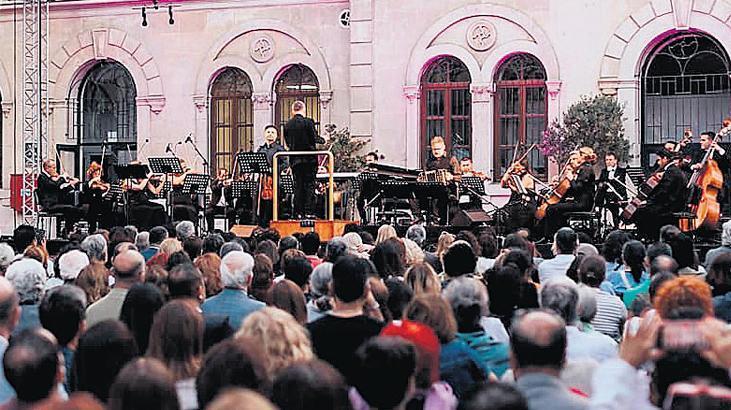 Saint Benoît kapısını festivallere açtı