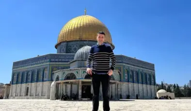 CZN Burak’tan Filistin’e tam destek!