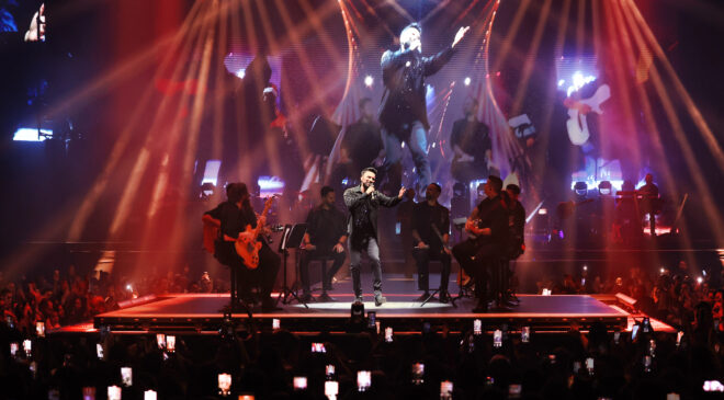 Tarkan İstanbul’da sahneye çıktı